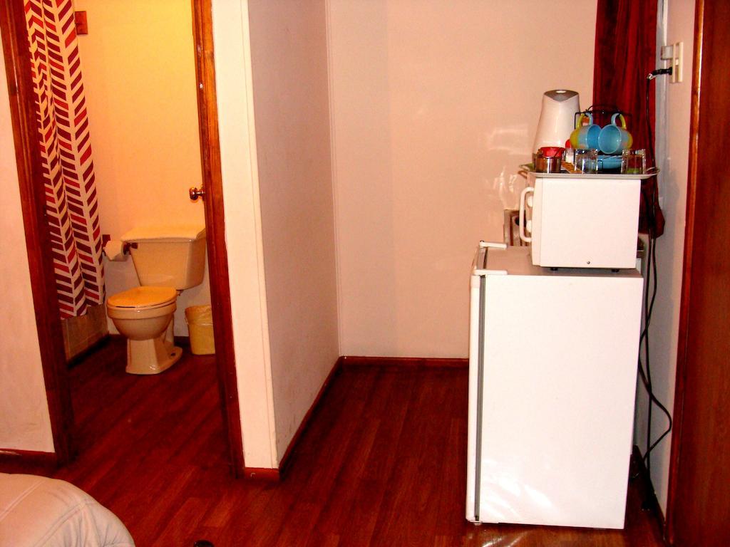 Hostal Victoria Punta Arenas Luaran gambar