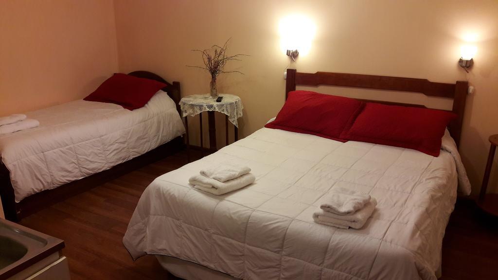 Hostal Victoria Punta Arenas Luaran gambar